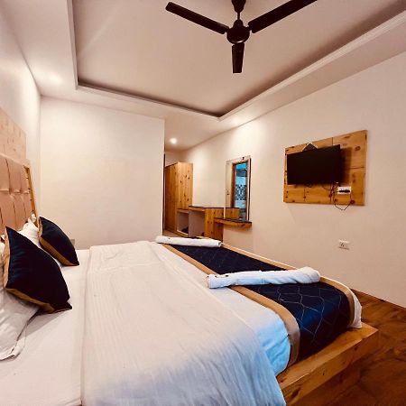 The Radhika - A Luxury Resort In Mountains Manali  Exterior photo